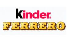 Logo Kinder Ferrero con testo nero, rosa e oro su sfondo bianco.