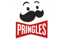 Logo Pringles con una faccia stilizzata e scritta rossa su sfondo bianco.