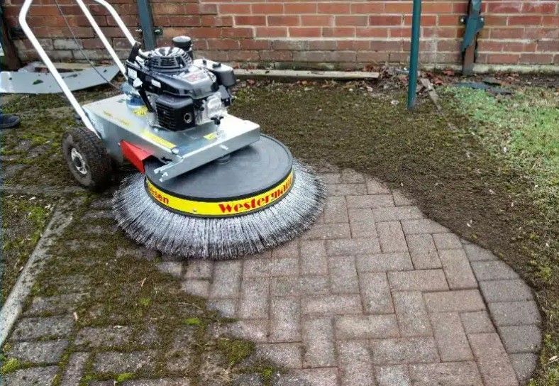 Commercial Wire Brush Paver and concrete cleaner