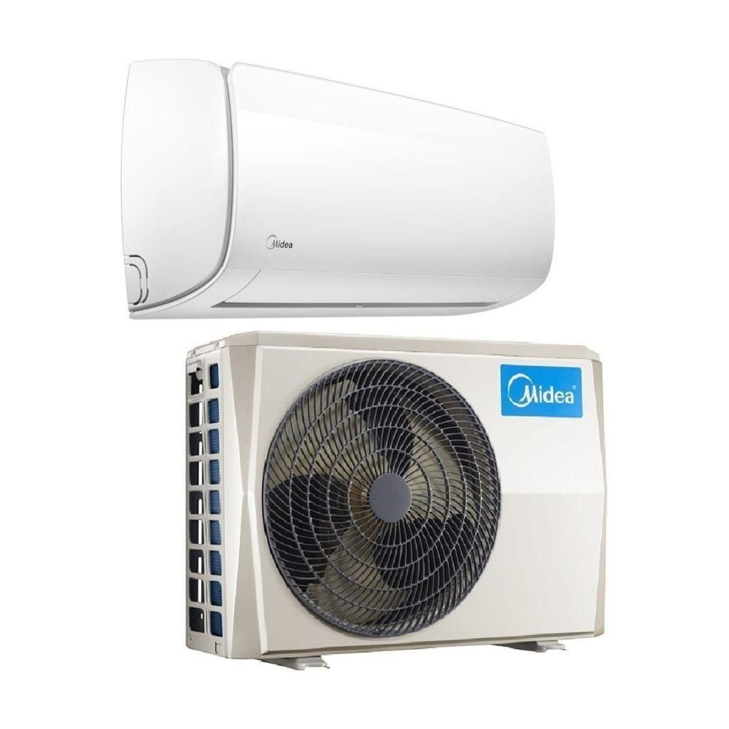 Unidad de aire acondicionado mural Midea con condensador exterior, tubería de cobre, control remoto y accesorios de instalación.