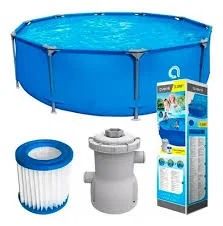 Piscina inflable azul sobre el suelo con cartucho de filtro, bomba y caja del producto sobre fondo blanco.