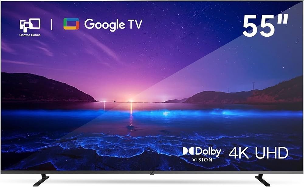 Televisor inteligente Google TV Ultra HD de 55 pulgadas que muestra una puesta de sol púrpura sobre agua y montañas.