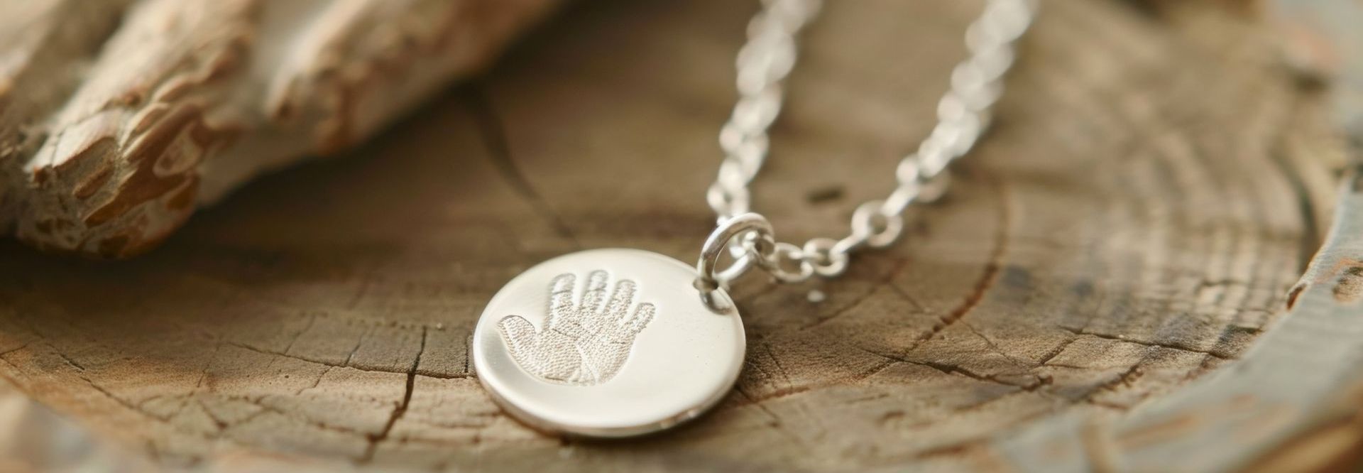 handprint jewellery