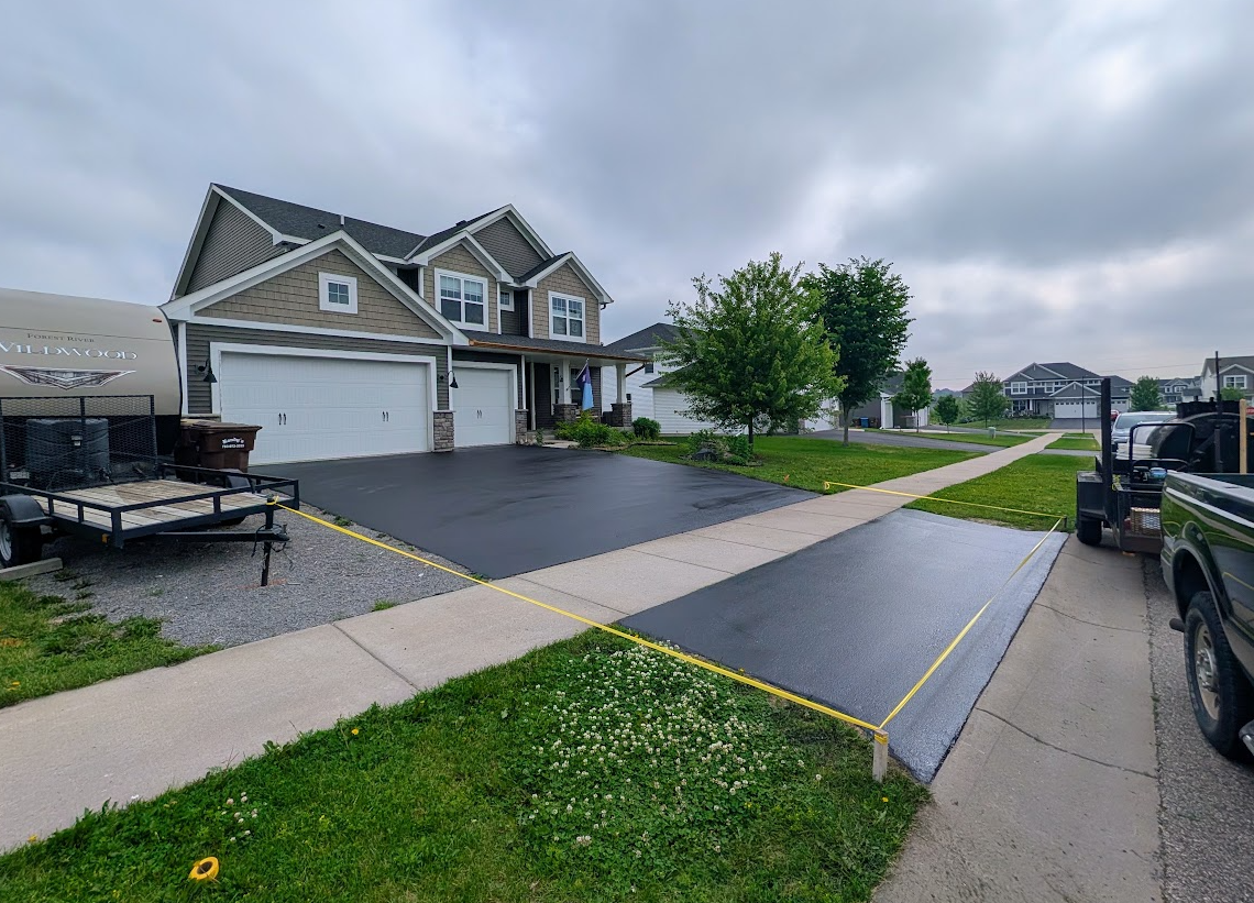 sealcoated driveway