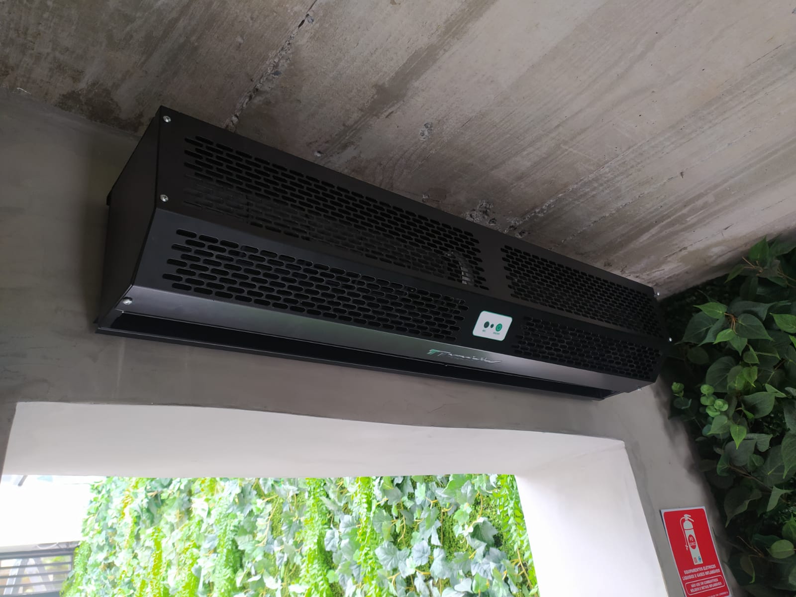 instalação de cortina de ar comercial