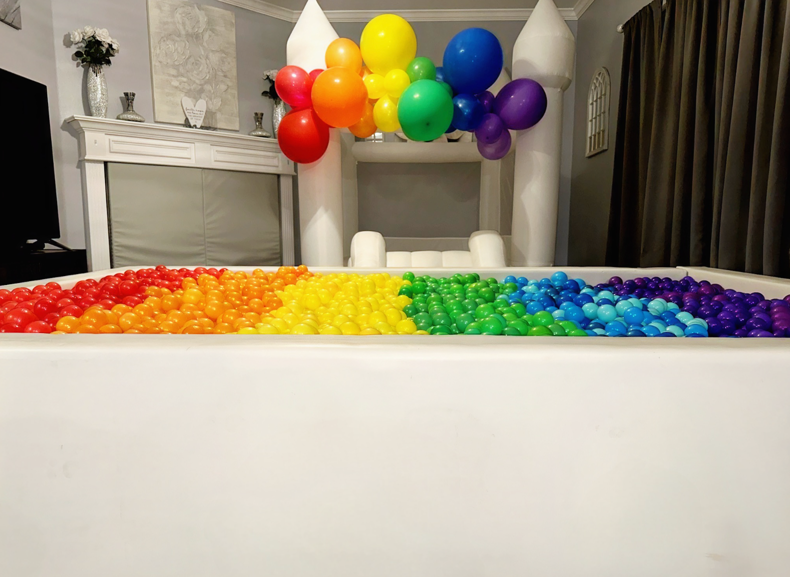 Deluxe Ballpit Deluxe Ballpit