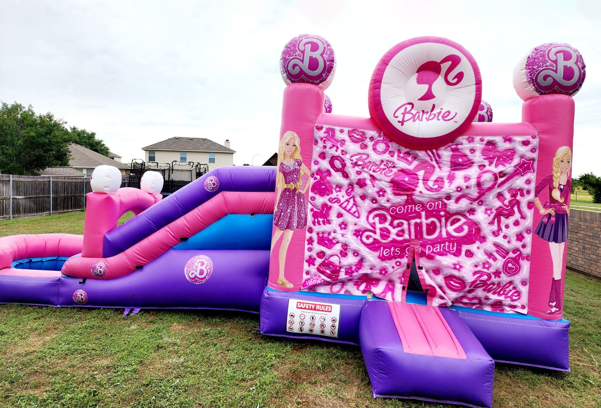 Barbie bounce house. Barbie bounce house.