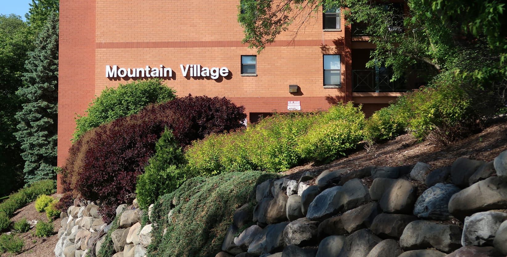 Mountain Village Apartments Waukesha, WI