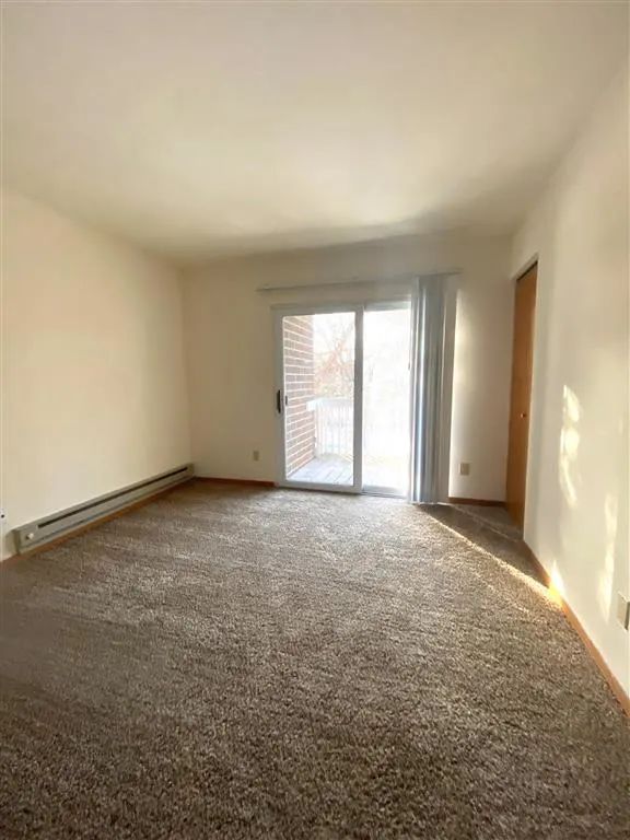 Summit Hill Apartment Homes in Madison, WI