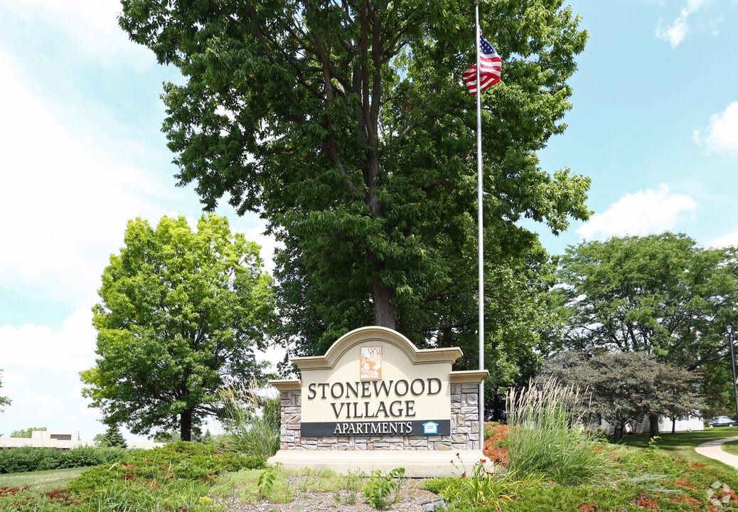 Stonewood Village Apartment Homes in Madison, WI