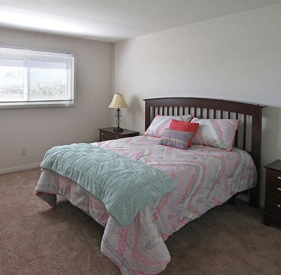 Prairie Pointe St. Charles, IL Apartment Homes