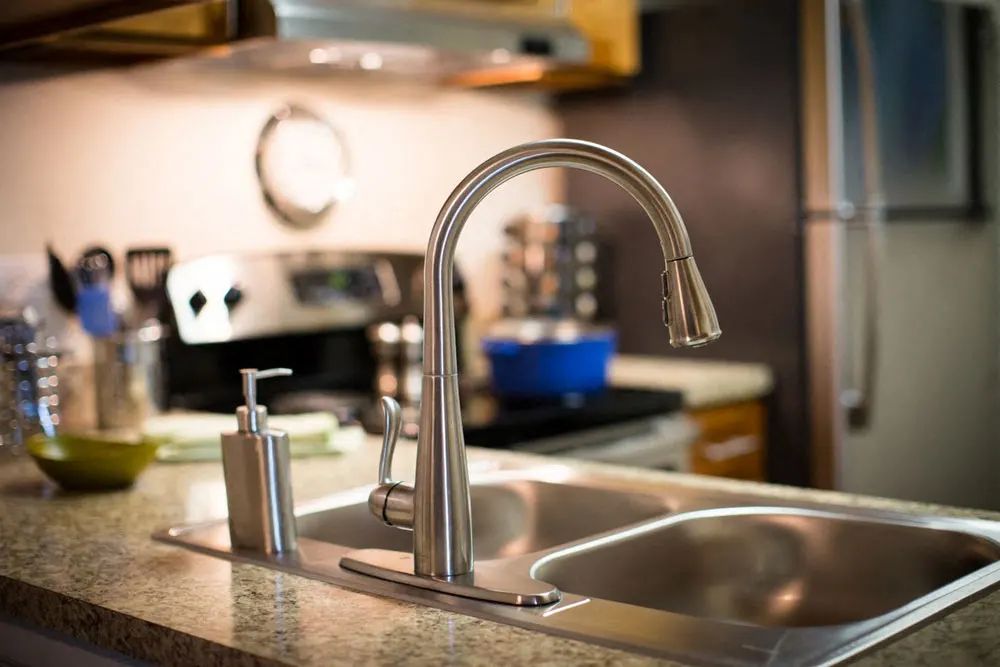 The Ponds on Plum Grove Roselle, IL Apartments