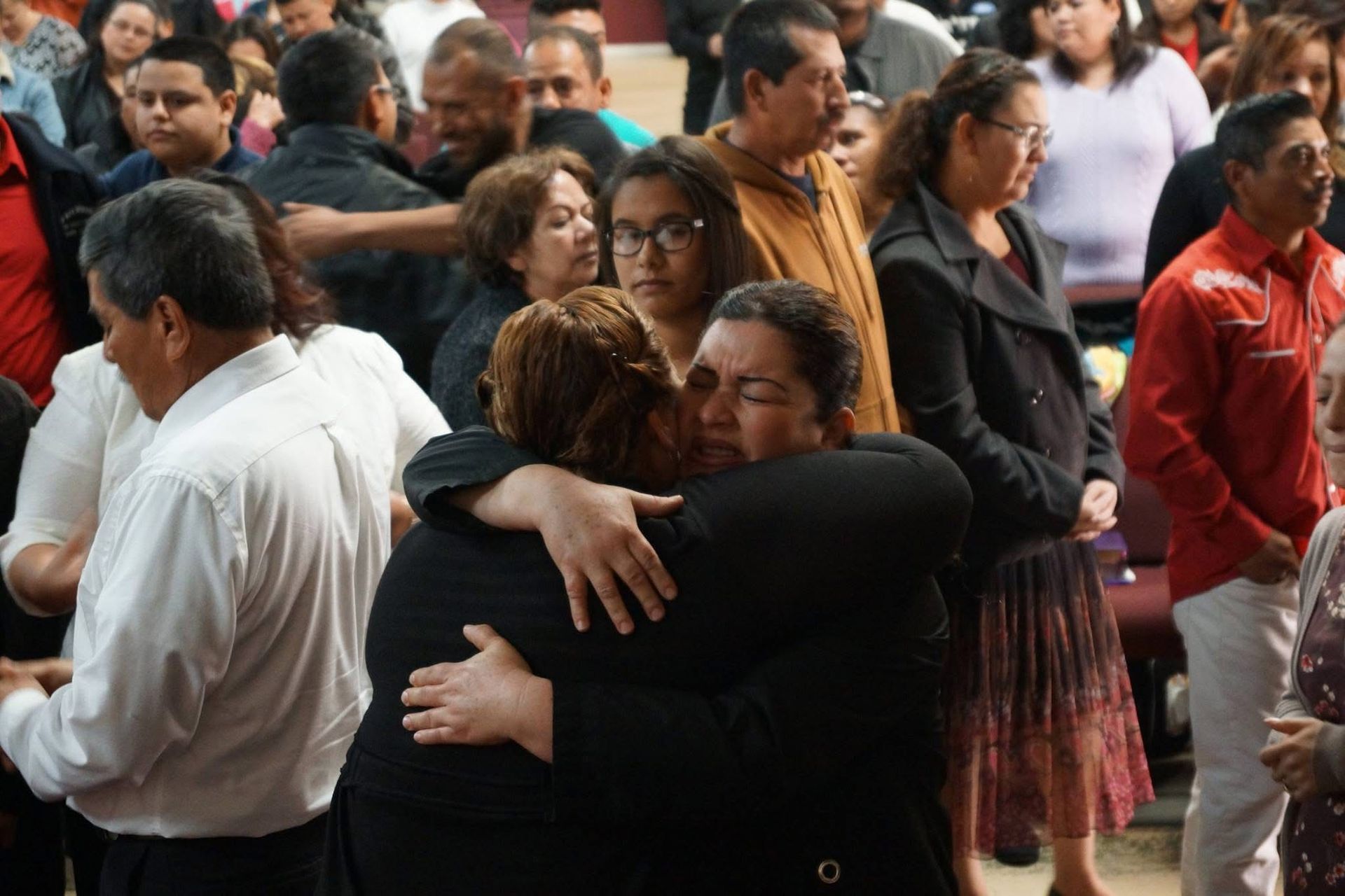 Congregación reunida en la iglesia