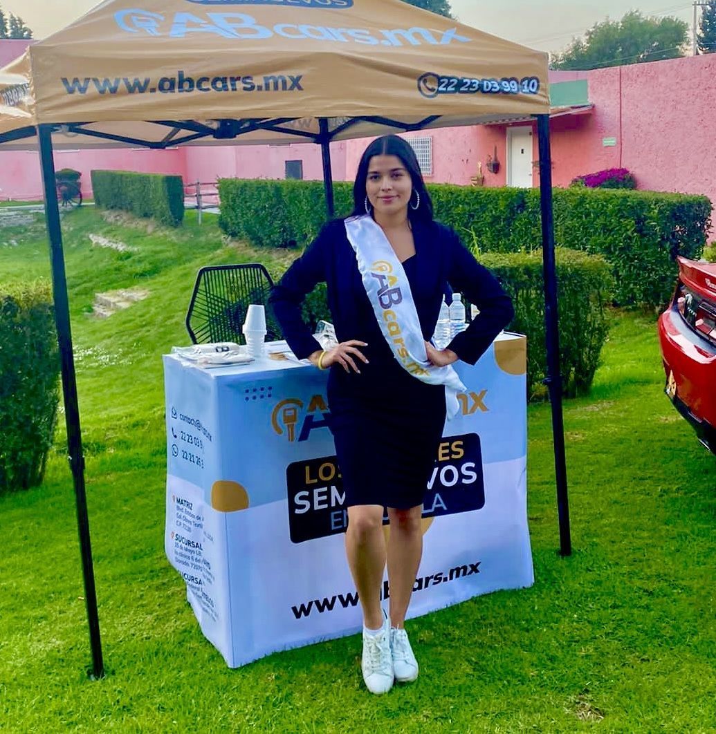 PAULINA ROBLEDO EVENTS & PRODUCER