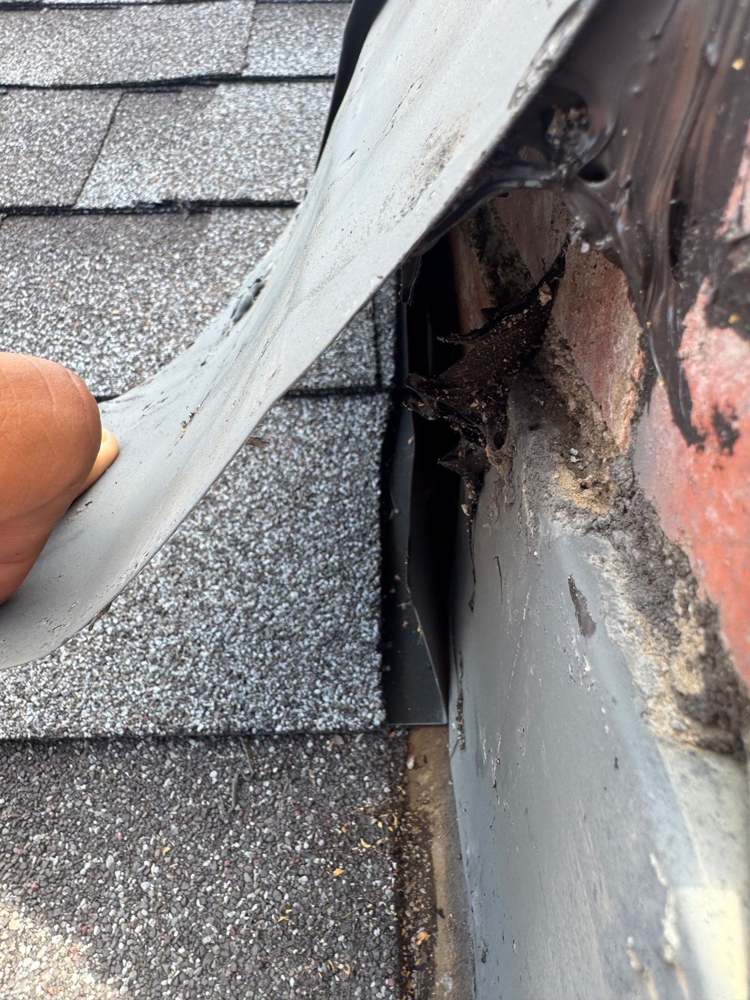 Marysville Complete Residential Roof Replacement and Solar-Area Restoration