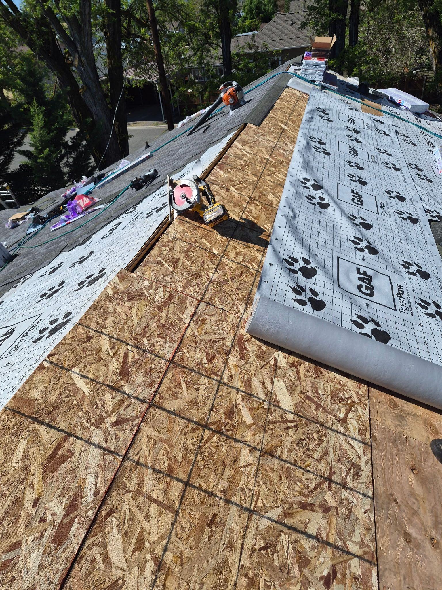 Two-Layer Roof Tear-Off & Shingle Installation in Montague, CA