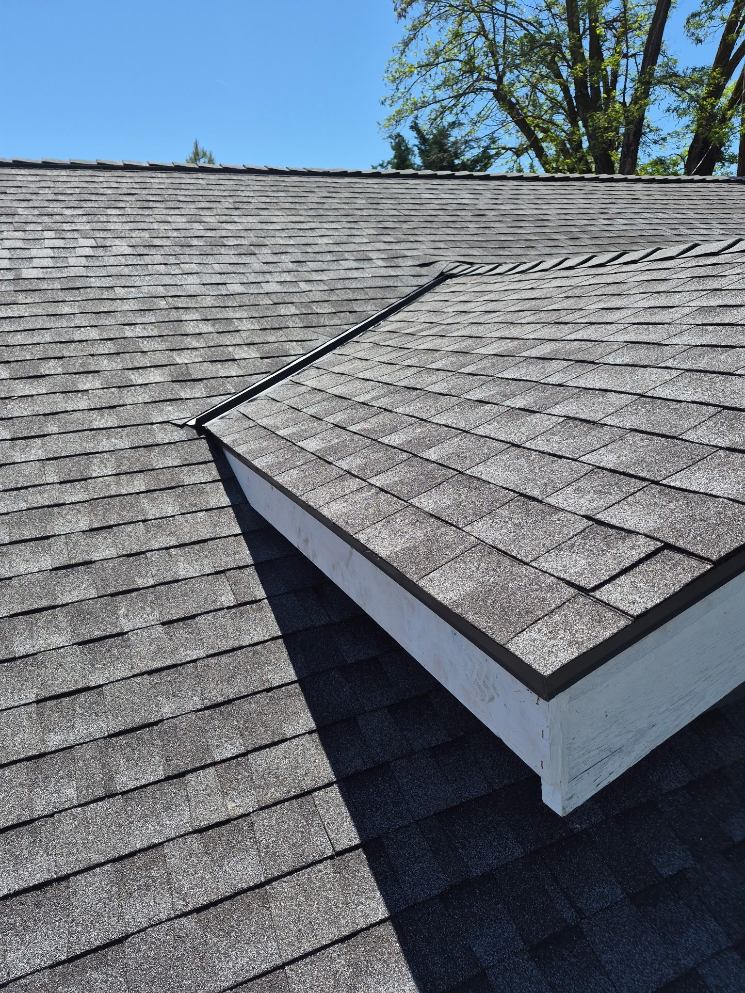 Two-Layer Roof Tear-Off & Shingle Installation in Montague, CA