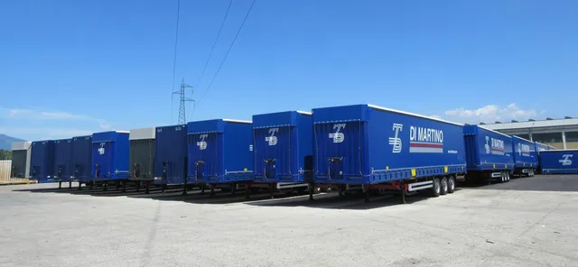 containers blu