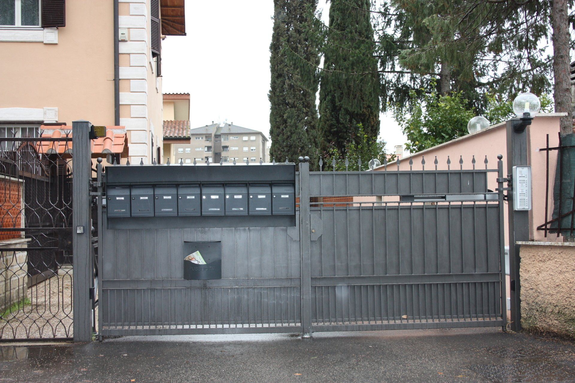 cancello a battente