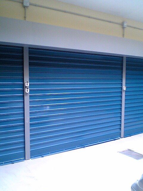 serrande blu