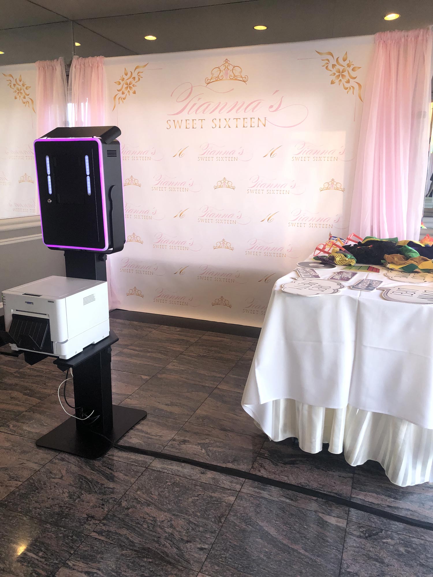 Beautiful LED Photo Booth — Queens, NY — AIP Event Group