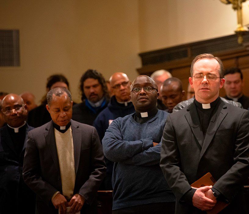 Knights Chaplains in Pray