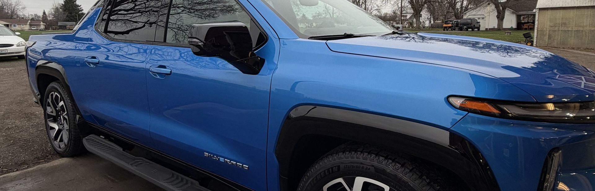 Ceramic coated blue Chevrolet Silverado by OG Pro Detail