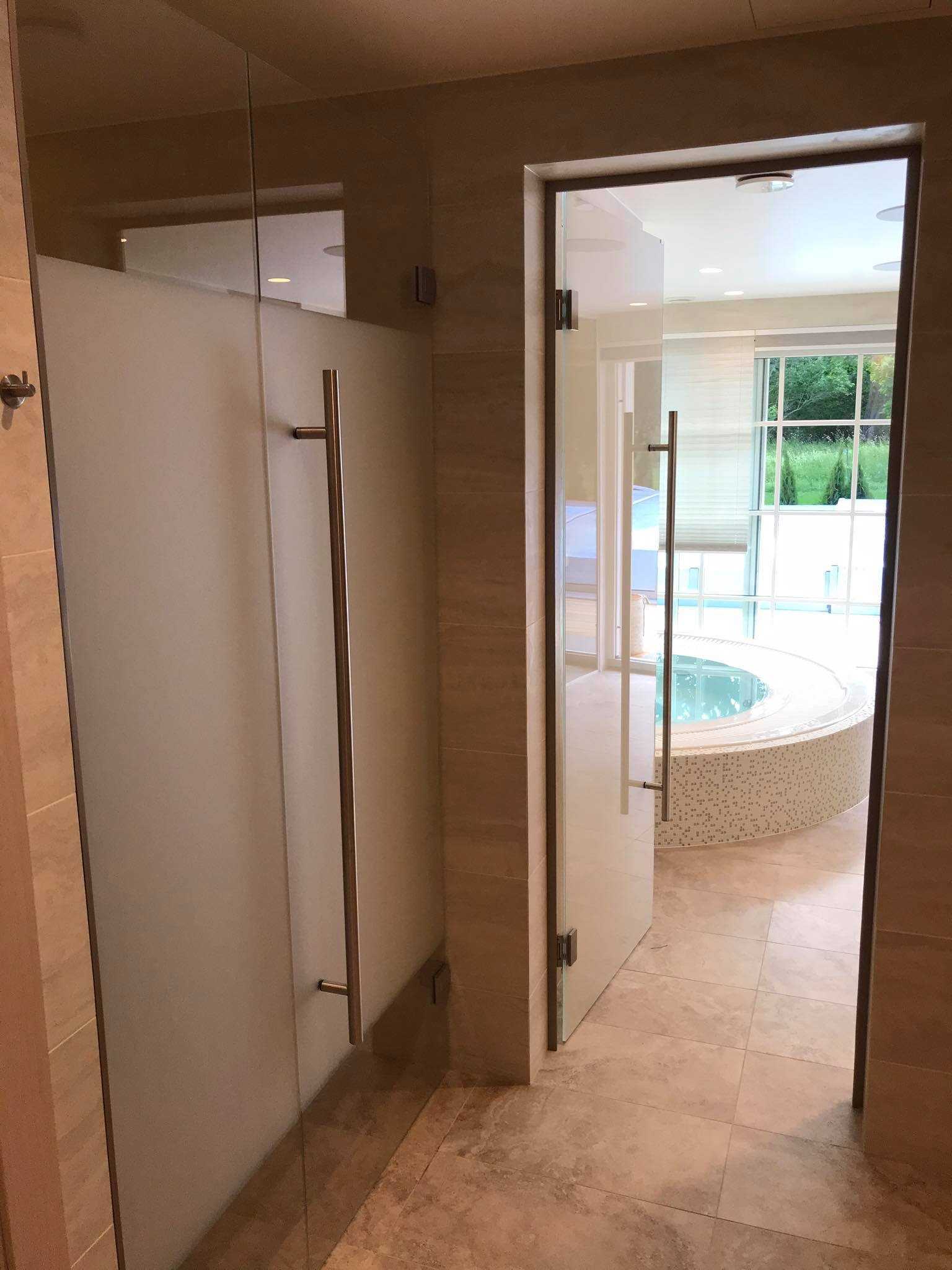 Dušinurk klaasdušinurk