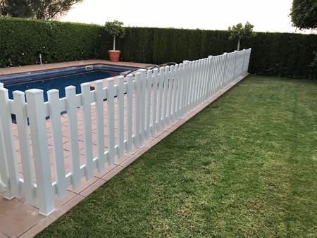 Adonis vallas abiertas para piscinas