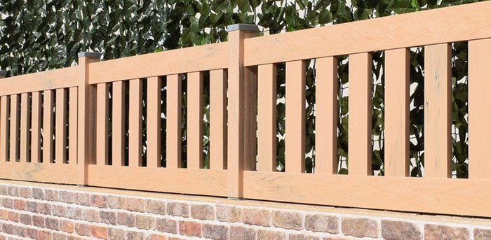 Valla de PVC marron imitacion madera