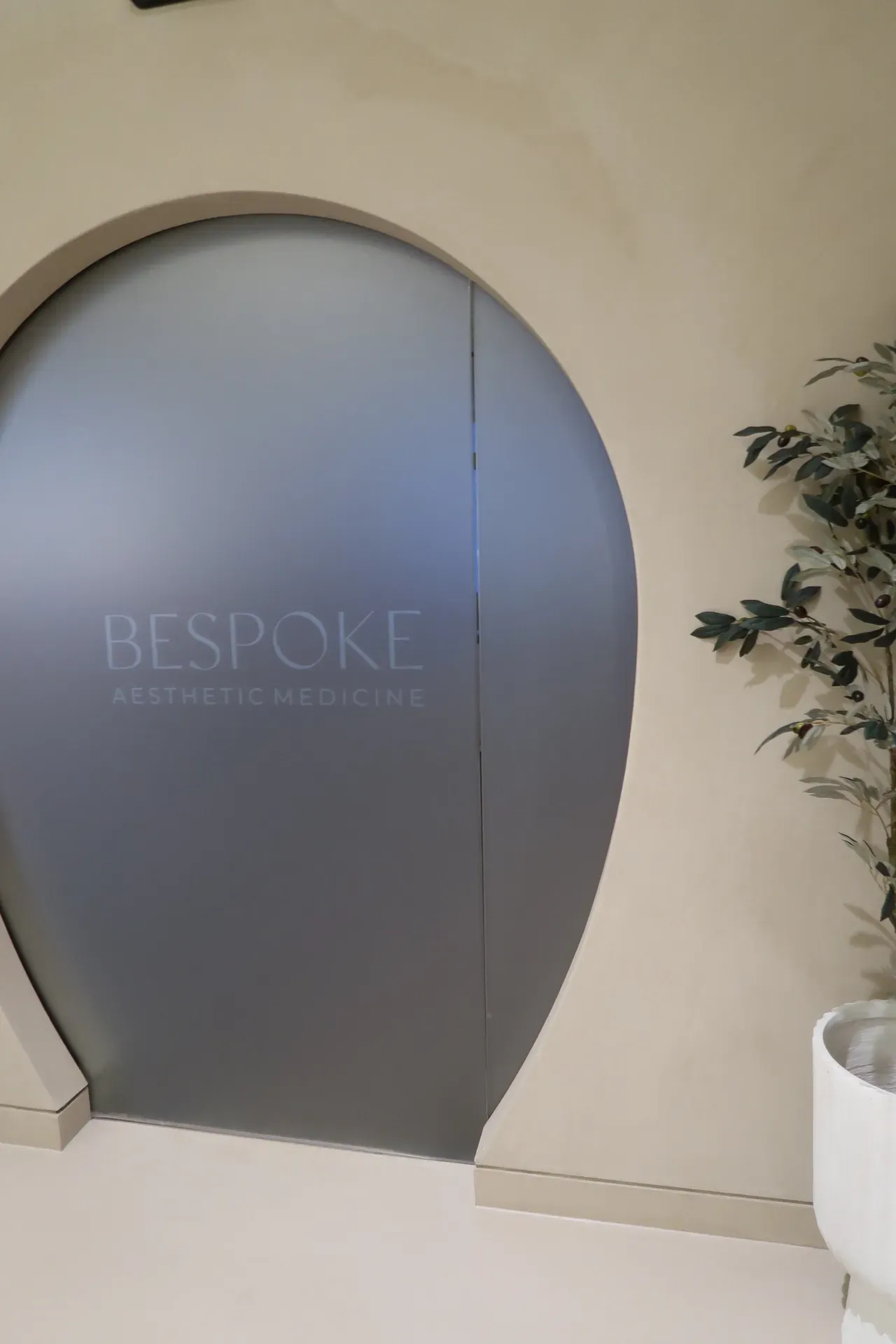 Oval frosted glass door with 