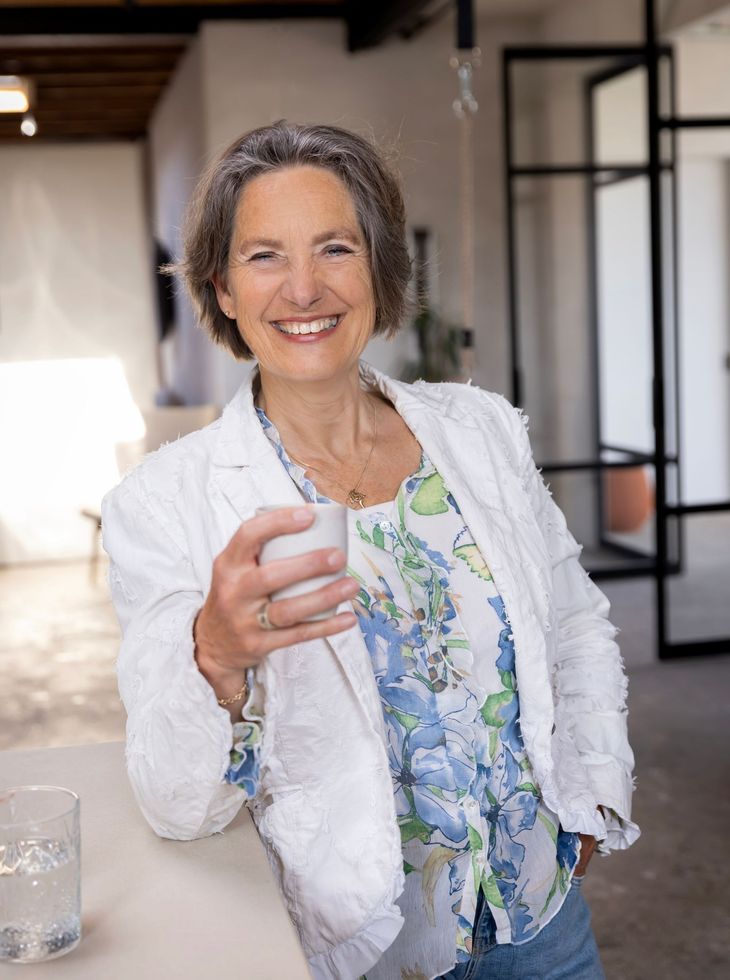 foto van Maureen Dijkman met koffiemok
