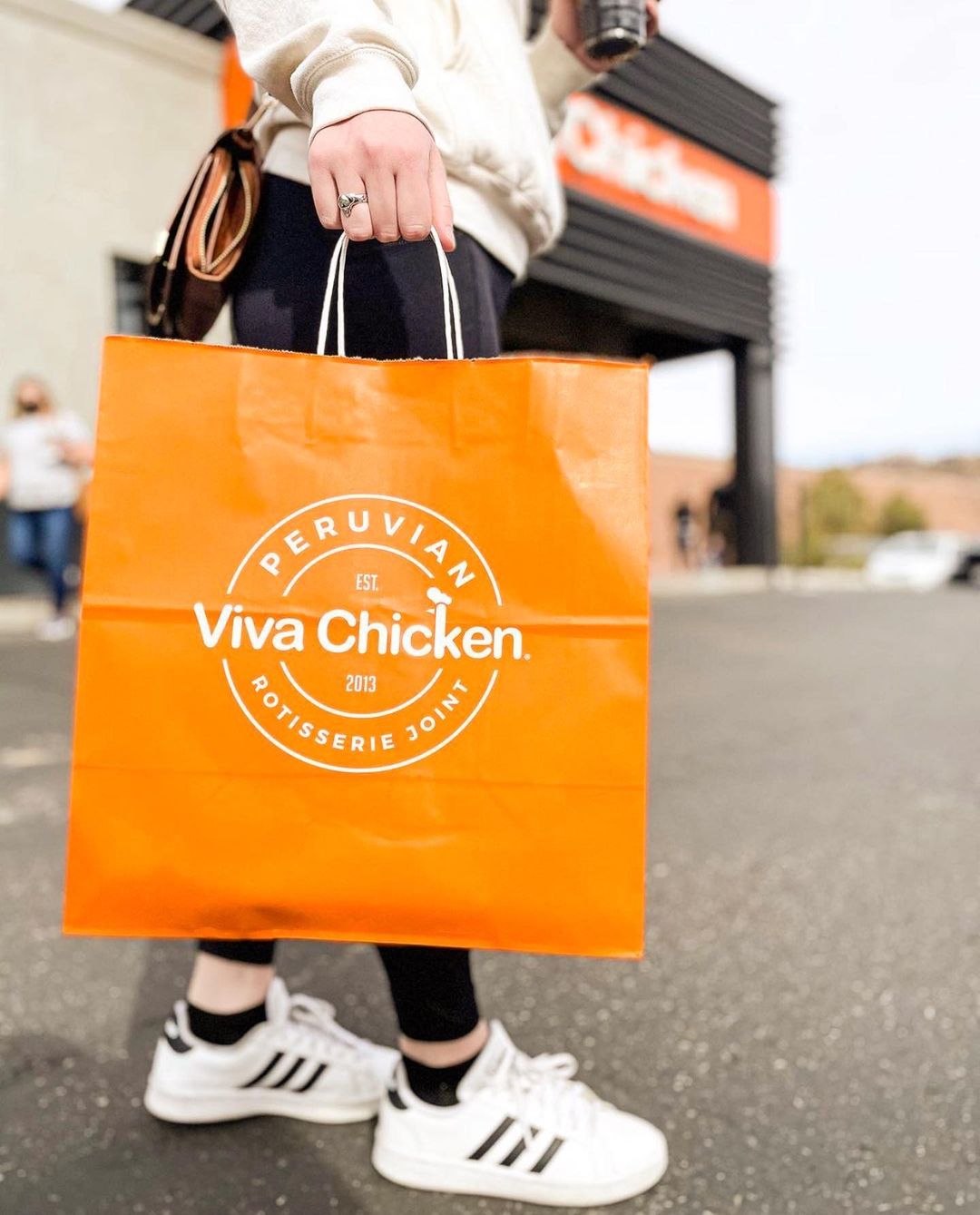 Home | Viva Chicken