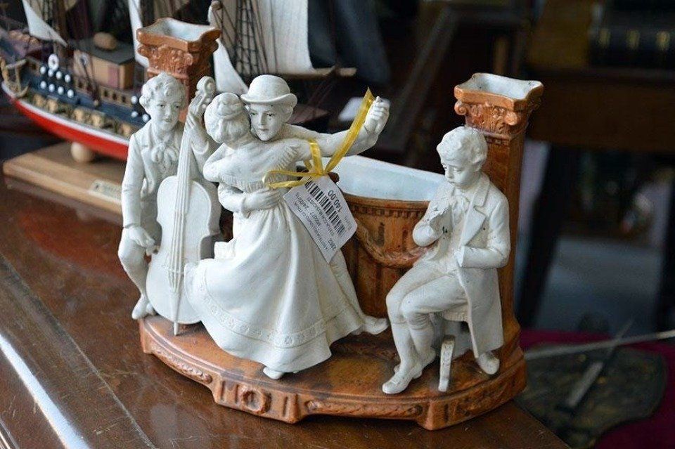 Oggettistica d'antiquariato