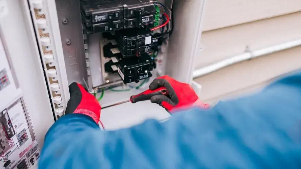 /cloth-wiring-home-insurance-south-florida