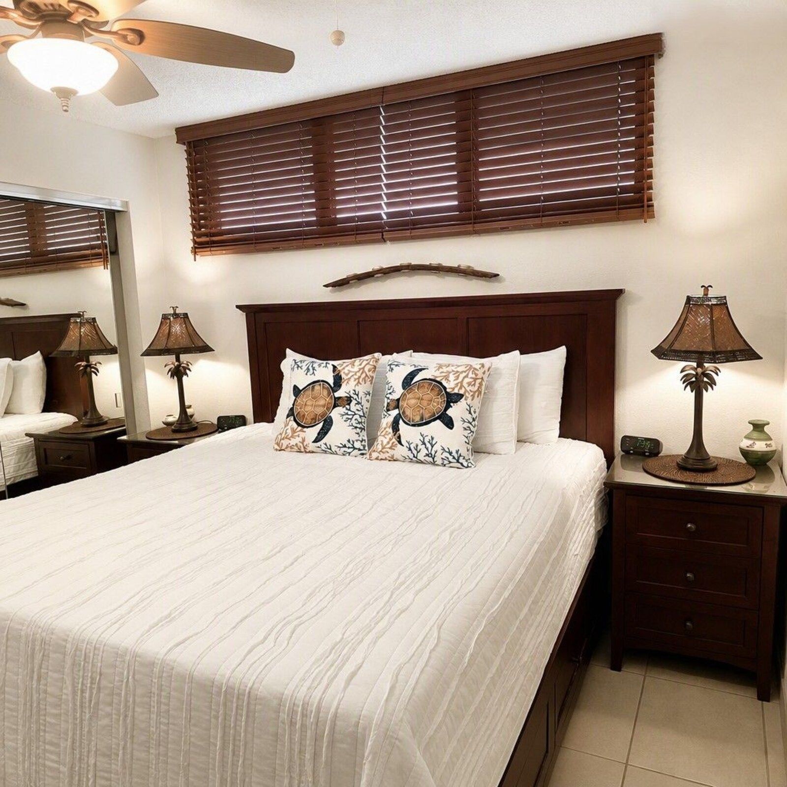 D24 king bedroom with ceiling fan