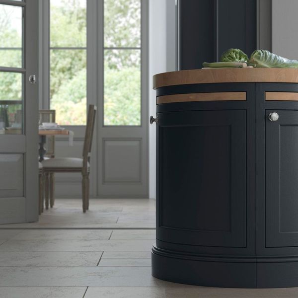 Featured In-Frame Kitchen - Bespoke Kitchen Manufacturer in Dublin