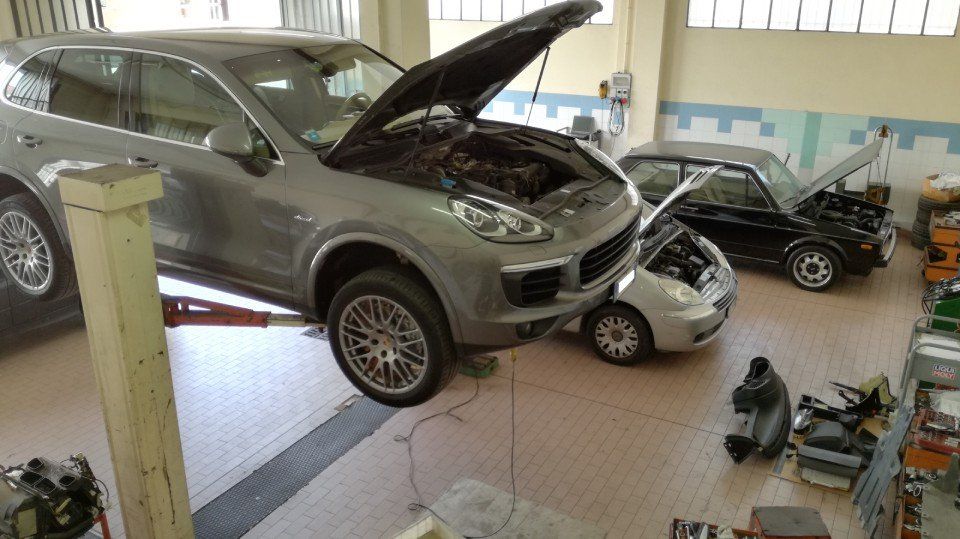 riparazione auto