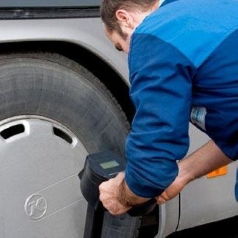 controllo gomme bus