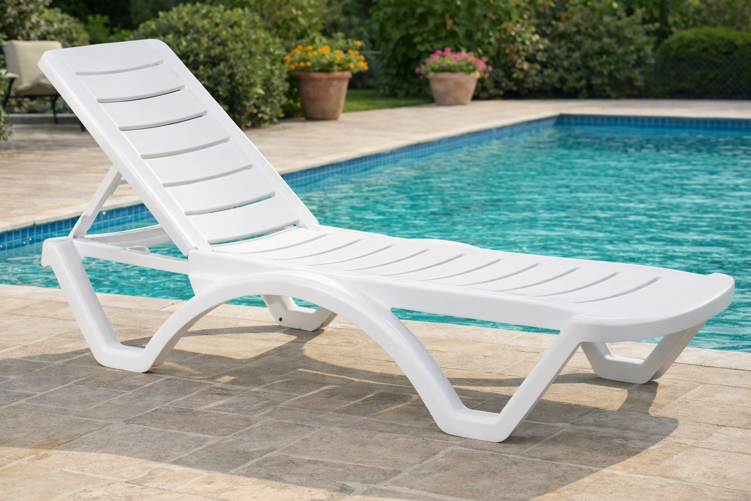 resin sunlounge