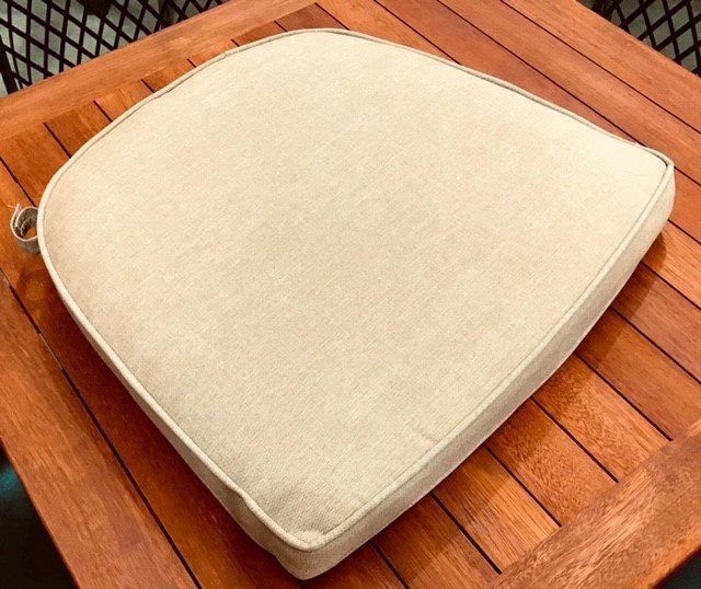 LD Cushion — Somerton Park, SA — The Outdoor Scene
