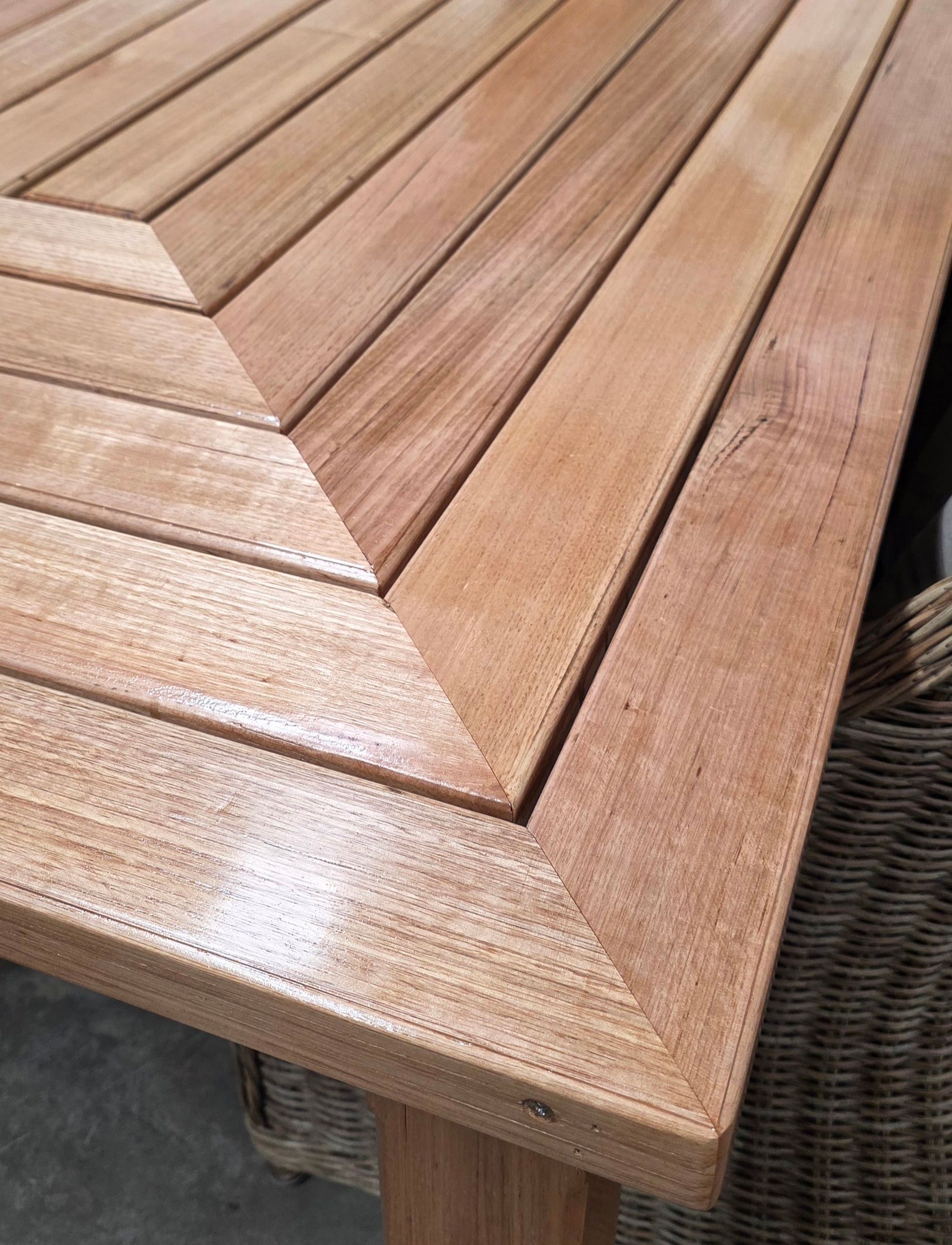 made to order, Ash table