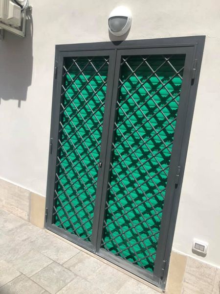 grata in ferro