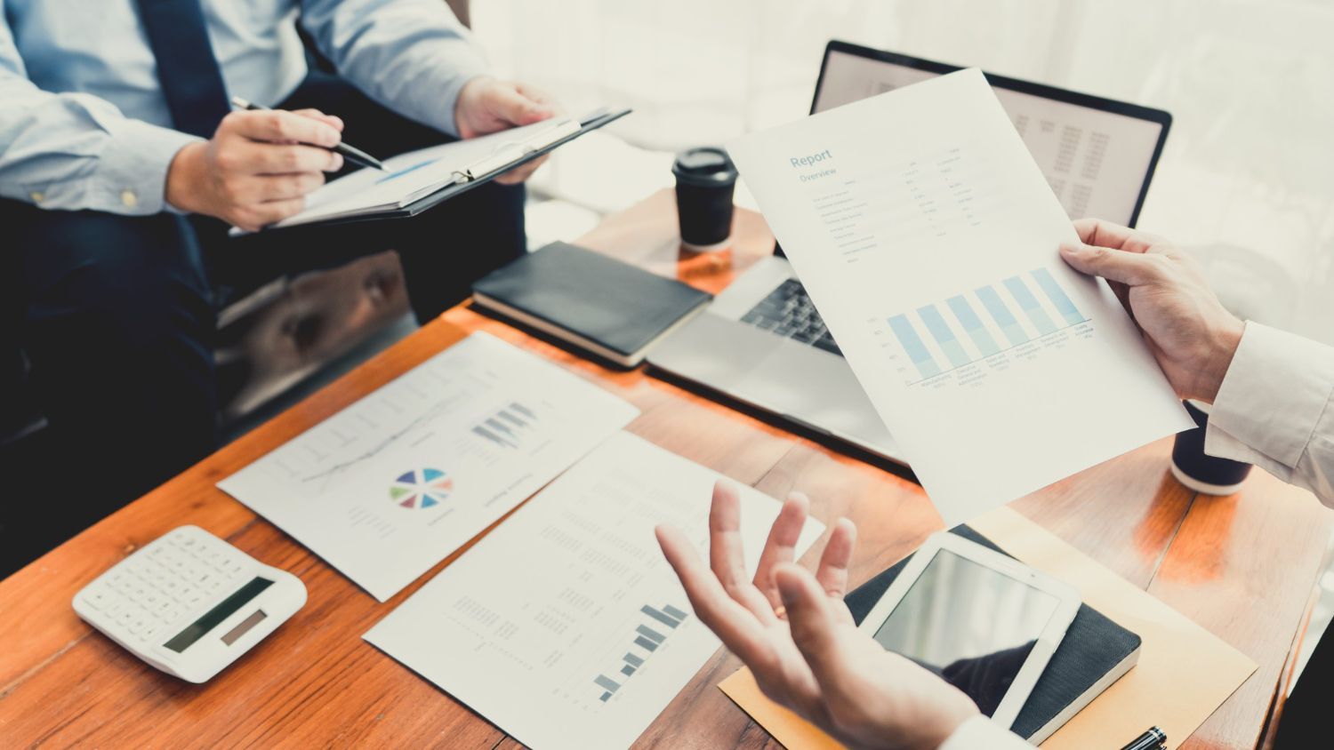 Análise, auditoria de dados e Business Intelligence – BI