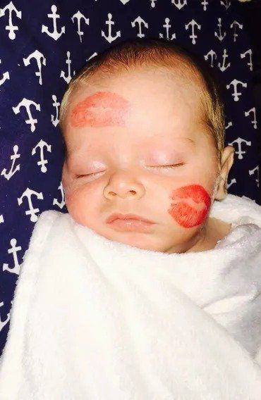 Baby Max Covered in Kisses – San Antonio, TX – Lone Star OB/ GYN