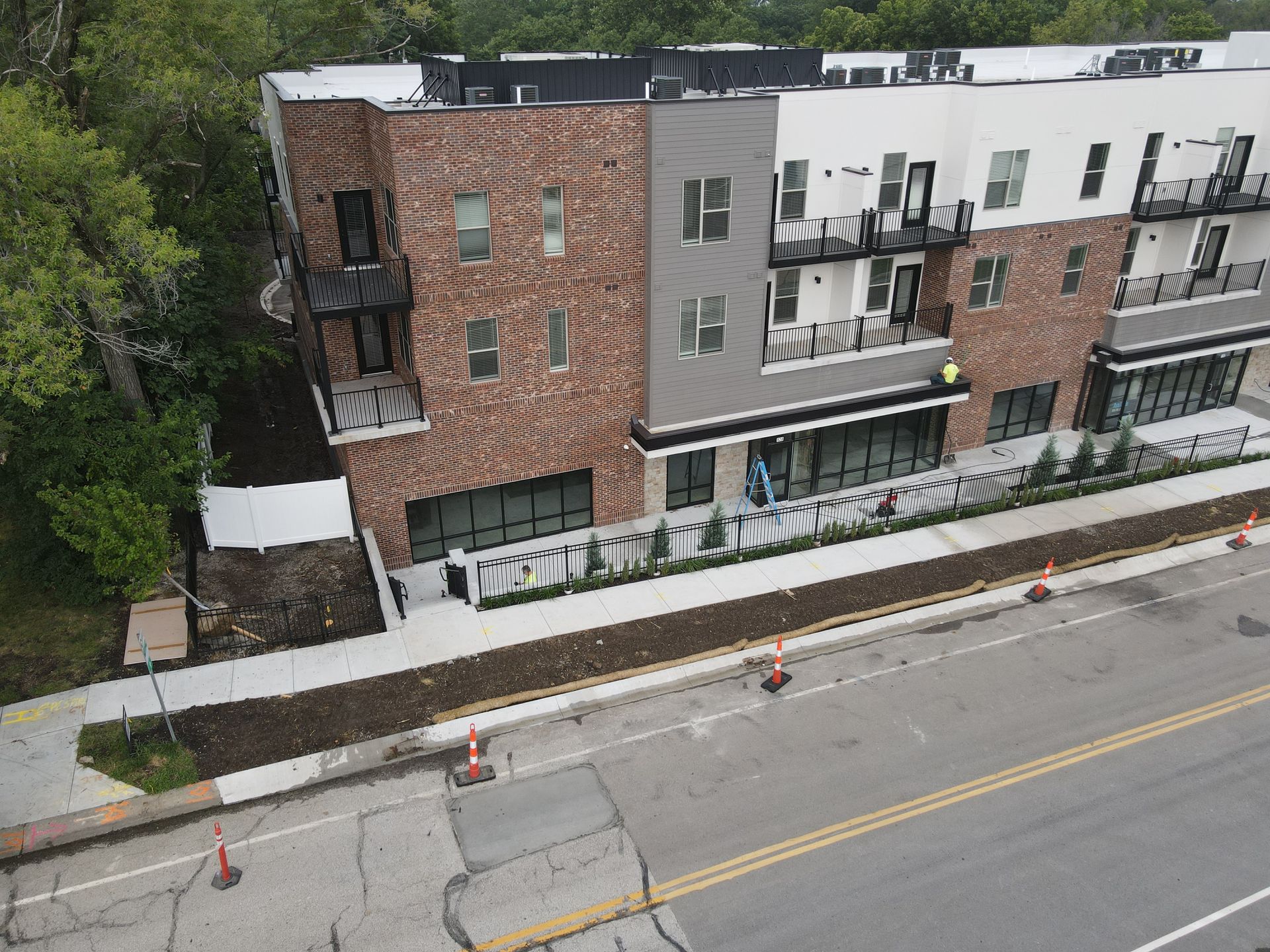 For Rent - Large Commercial Space in Lee’s Summit MO | Space A