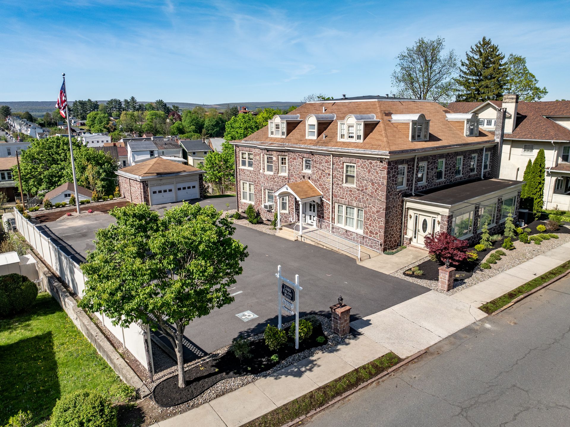 Lord Ebling Haus Funeral Home & Crematory | Pottsville PA