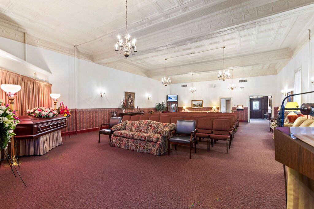 Haus Bartashus Funeral Home & Crematory | New Philadelphia, PA