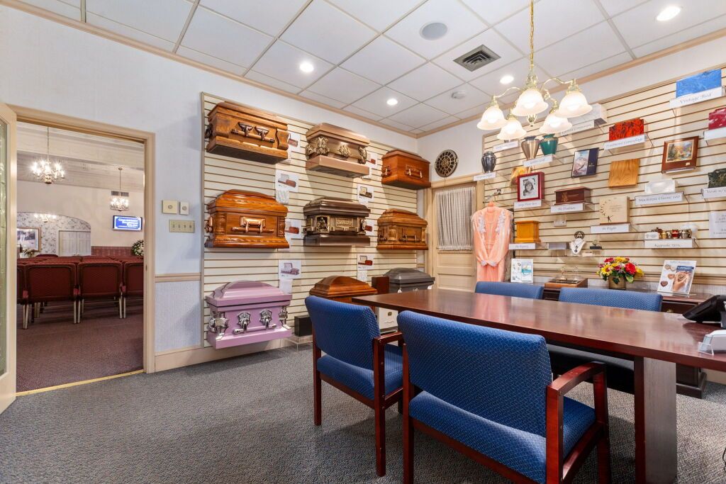 Haus Bartashus Funeral Home & Crematory | New Philadelphia, PA