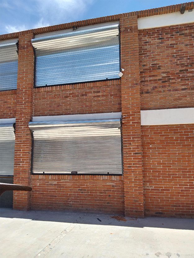 Cortinas metálicas en San Luis Potosí